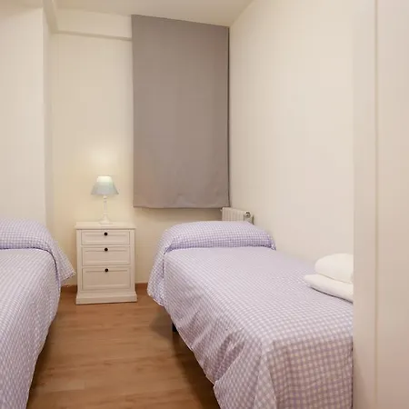 Click&flat Floridablanca Апартаменты *